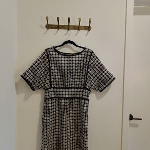 Max Studio Black & White Dress